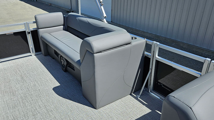 2024 Avalon VLS 19 Quad Lounge Premium Package Black For Sale