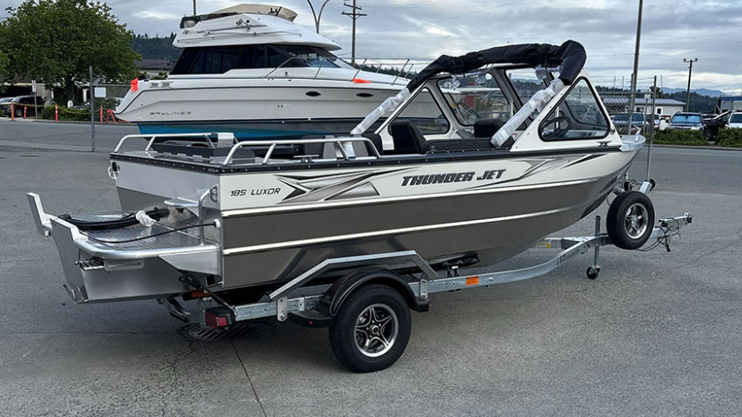 2027 Thunder Jet 185 Luxor Soft Top Storm Blue - 2/3 Hull Paint