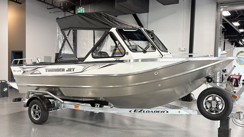 2027 Thunder Jet 185 Luxor Soft Top Storm Blue - 2/3 Hull Paint